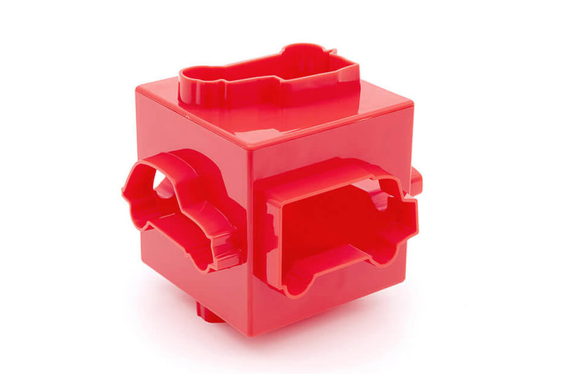 ディーラー来場者にシトロエンの歴代の名車の形のクッキーができるオリジナルクッキーメーカーをプレゼント