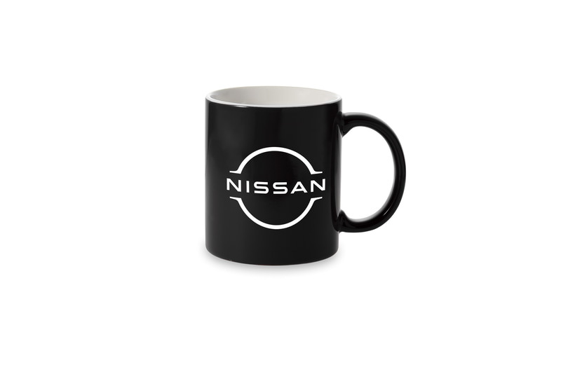 NISSAN マグカップ（各1540円）