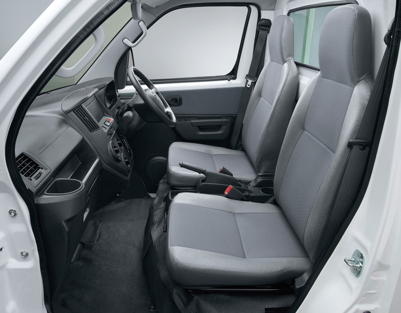 マツダ ボンゴトラックDX（4WD車）