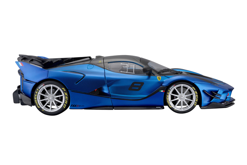 FXX K EVO（世界先行発売カラー）