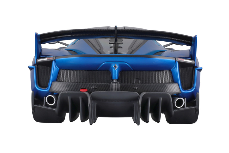 FXX K EVO（世界先行発売カラー）