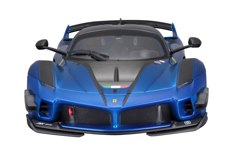FXX K EVO（世界先行発売カラー）
