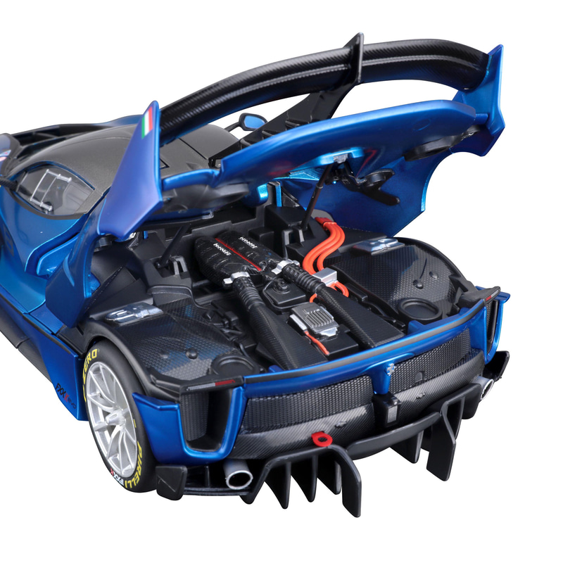 FXX K EVO（世界先行発売カラー）