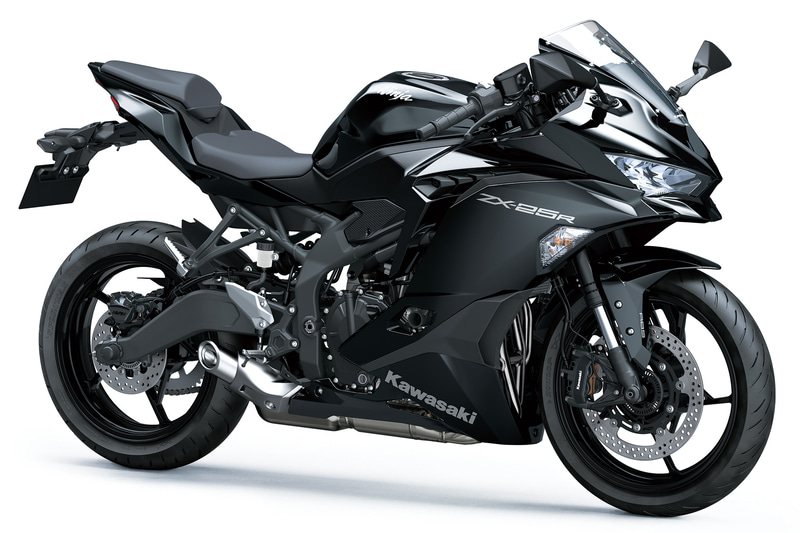 Ninja ZX-25R（メタリックスパークブラック）