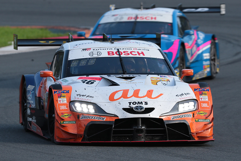 2位は36号車 au TOM'S GR Supra（関口雄飛/サッシャ・フェネストラズ組）。トムスは1-2フィニッシュ