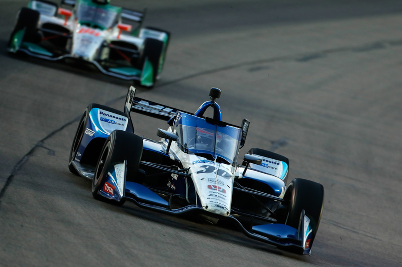 佐藤琢磨選手がステアリングを握るレイホール・レターマン・ラニガン・レーシングの30号車「パナソニック/MiーJack ダラーラ・ホンダ」