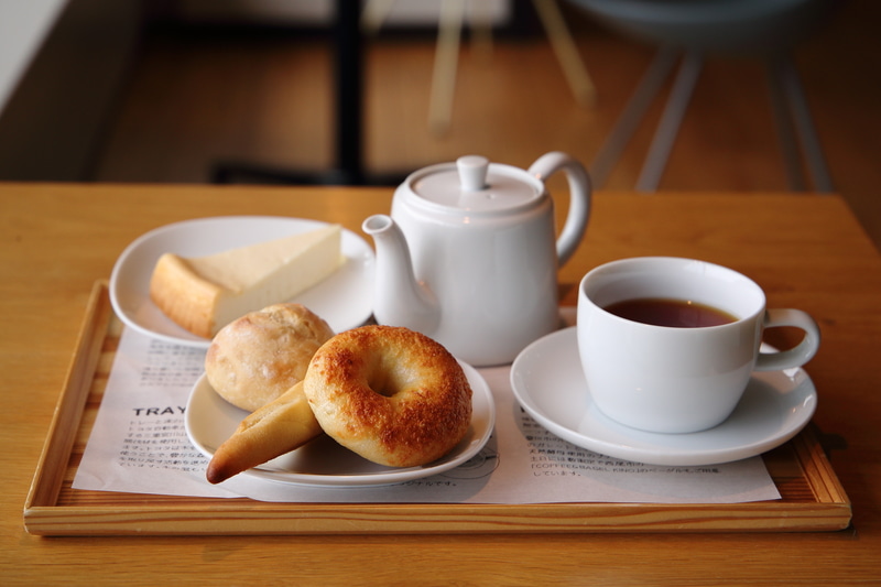 盛りだくさんの博物館ですから明るく落ち着いたカフェで途中一休みしながらの見学がオススメです