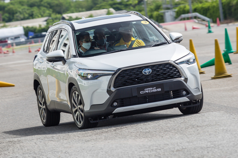 新型コンパクトSUV「カローラ クロス」