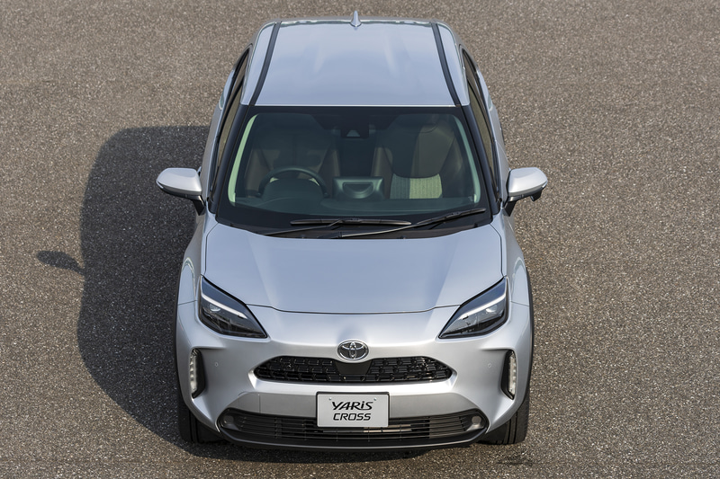 ボディサイズは4180×1765×1560（全長×全幅×全高）mm。実車を前にすると数値から感じるよりボリュームがある。撮影車両はZでボディカラーはシルバーメタリック