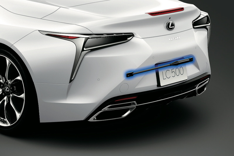 レクサス「LC500」と「LC500 コンバーチブル」でヤマハ「パフォーマンスダンパー」採用