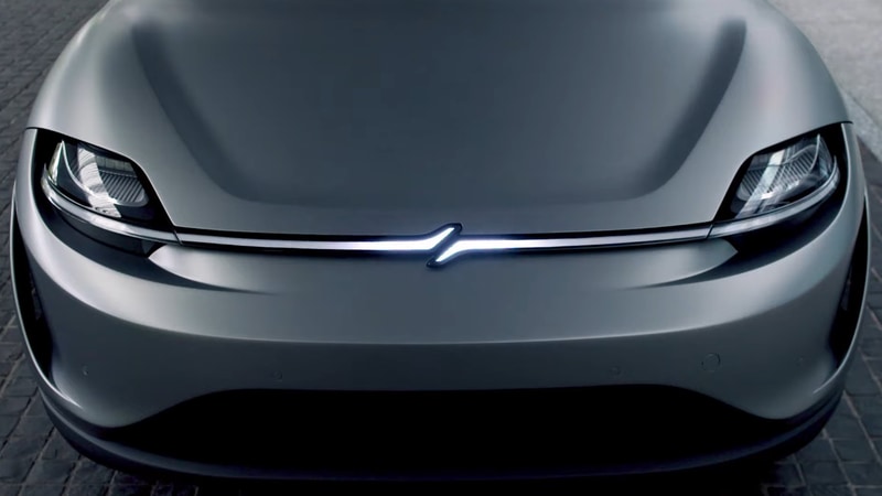 VISION-Sが東京に到着した様子が映し出される