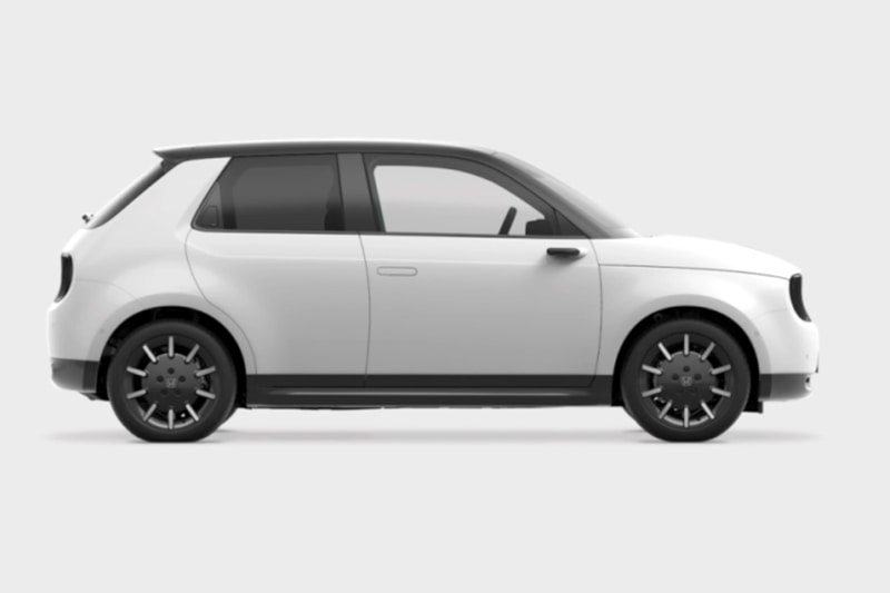 Honda e「Advance」（プレミアムホワイト・パール）