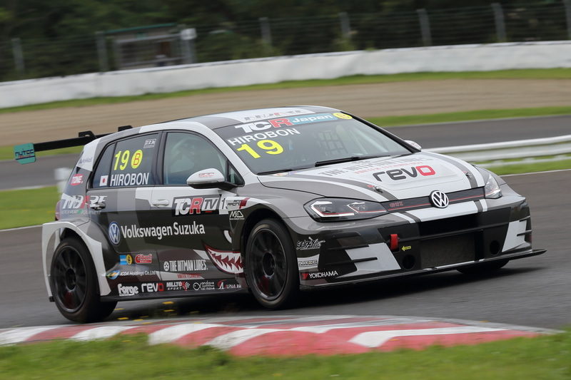 No.19 フォルクスワーゲン ゴルフGTI TCR / HIROBON（バースレーシングプロジェクト【BRP】）