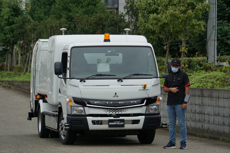 ゴミ収集車仕様のコンセプトトラック「eCanter SensorCollect」