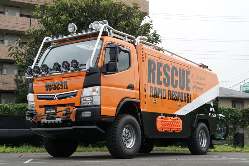 災害レスキュー車のコンセプトモデル「Canter Athena」