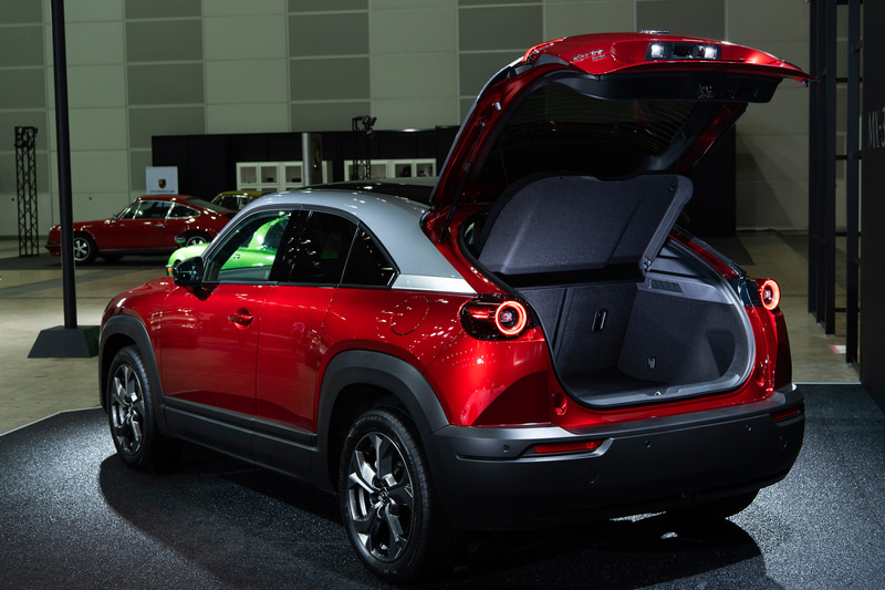 「MAZDA MX-30」マイルドハイブリッドモデル（国内仕様）