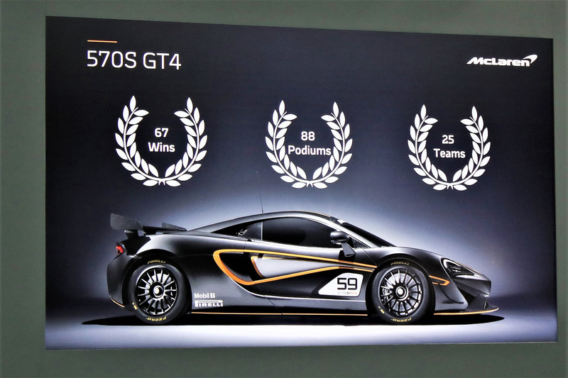 570SをベースにしたGT4でグローバルでさまざまなカテゴリーに参戦。2017年に投入以降、プライベーターを含めて25チームがGT4で参戦し、全世界で67勝、88回のポディウムを記録