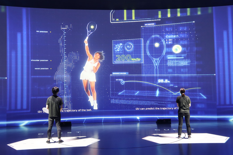 「NAOMI BEATS」は大坂なおみ選手が打つ200km/hというサーブを打ち返すゲーム。予約制でゲームに参加可能