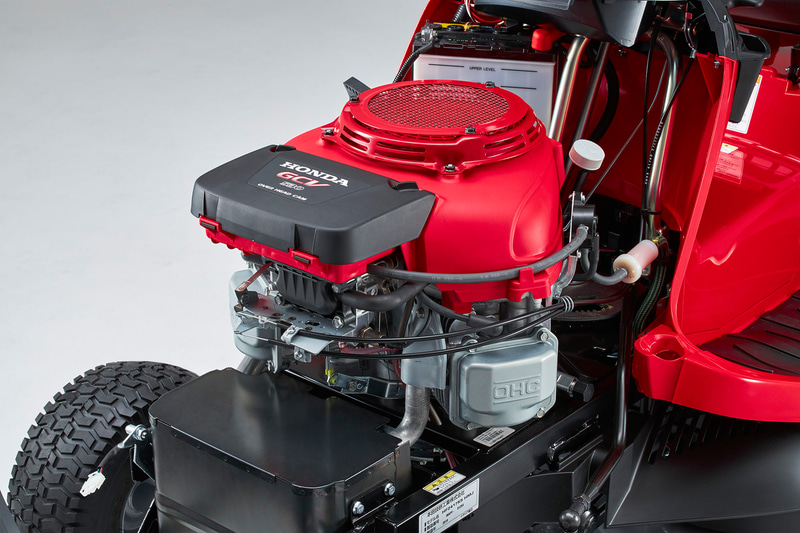 最大出力11.3kW（15.4PS）/3600rpmを発生する強制空冷4ストロークのV型2気筒OHC 530cm<sup>3</sup>エンジンを搭載