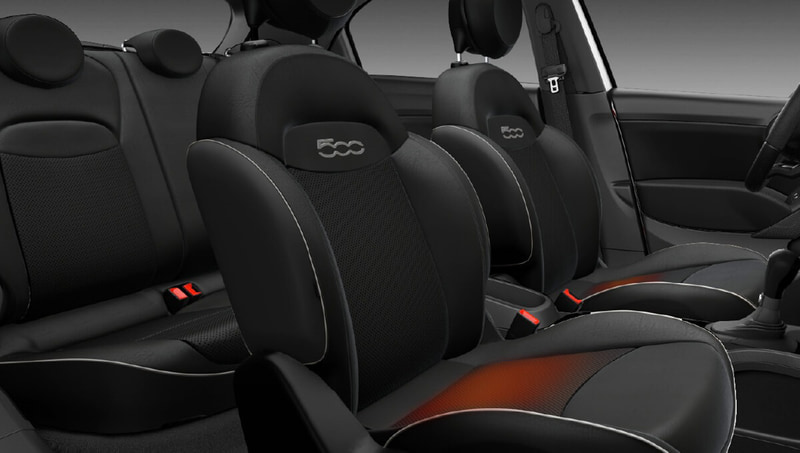 ブラックレザーを用いたシート