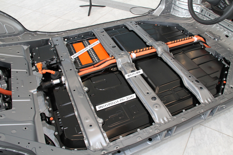 Honda eは専用プラットフォームを採用