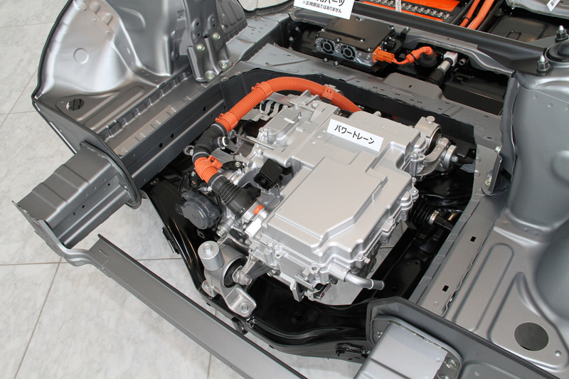 Honda eは専用プラットフォームを採用