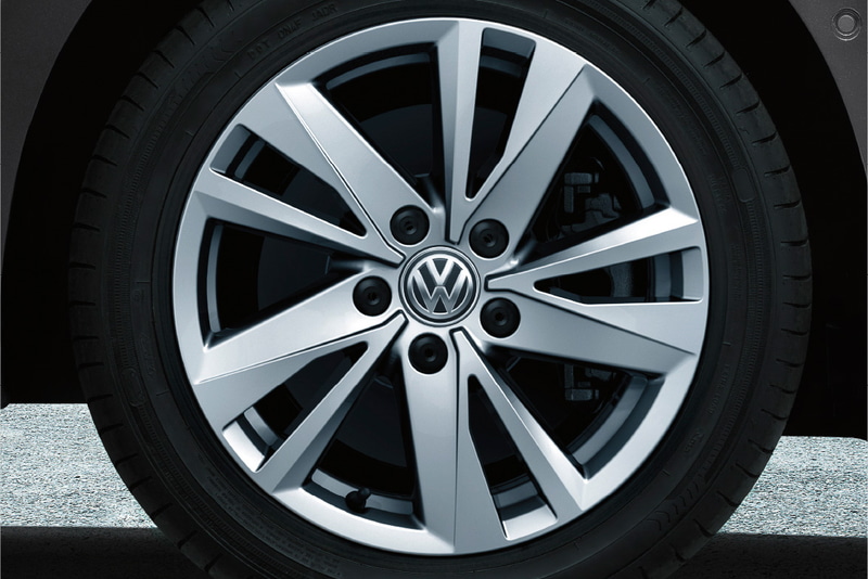 6.5J×16アルミホイール＆205/60R16タイヤ