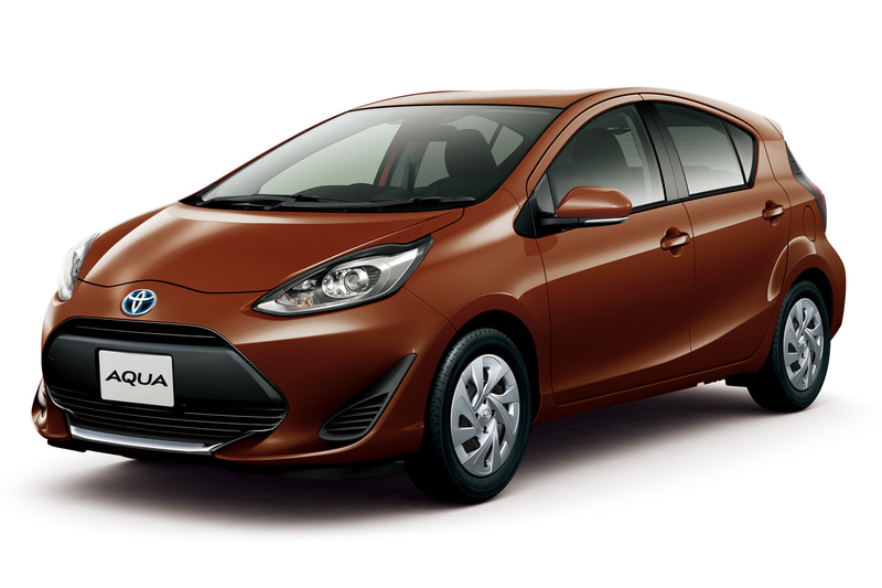 新色のダークブラウンマイカメタリック