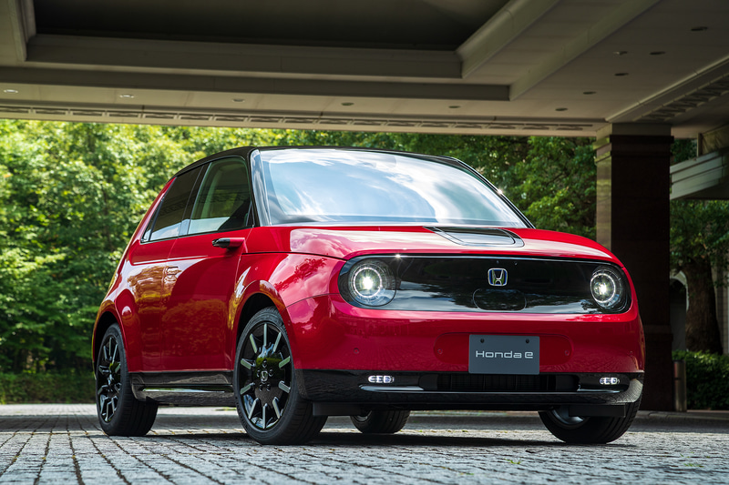 プレミアムクリスタルレッド・メタリック