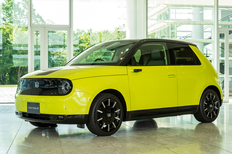 チャージイエロー