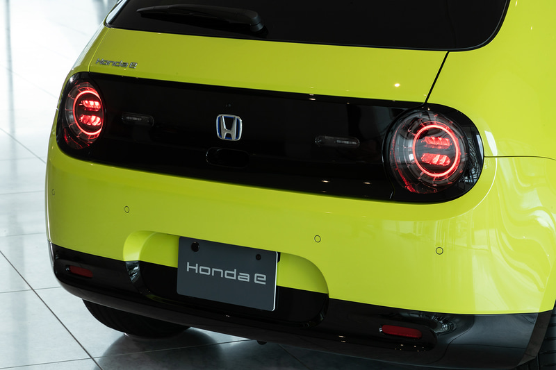 リアコンビランプ