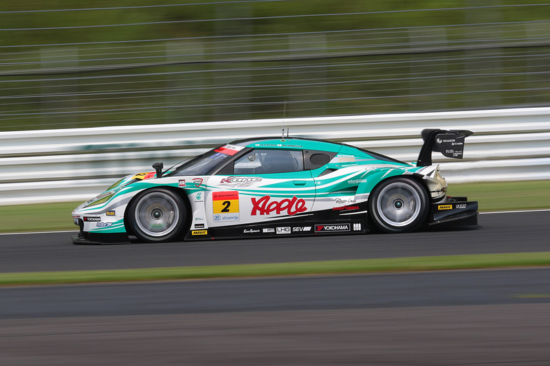 好調の2号車 シンティアム・アップル・ロータス（加藤寛規/柳田真孝組、YH）は予選3位