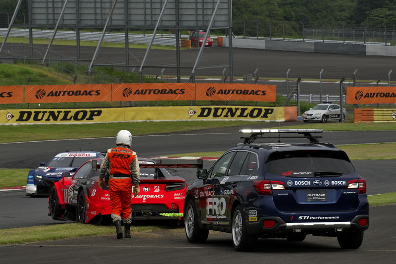 8号車はFROによって位置を変更。その後は自走可能となった