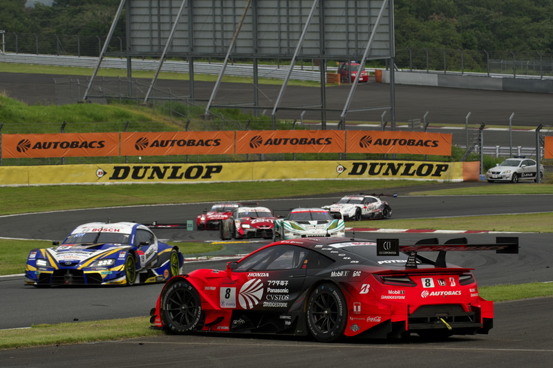 8号車はFROによって位置を変更。その後は自走可能となった