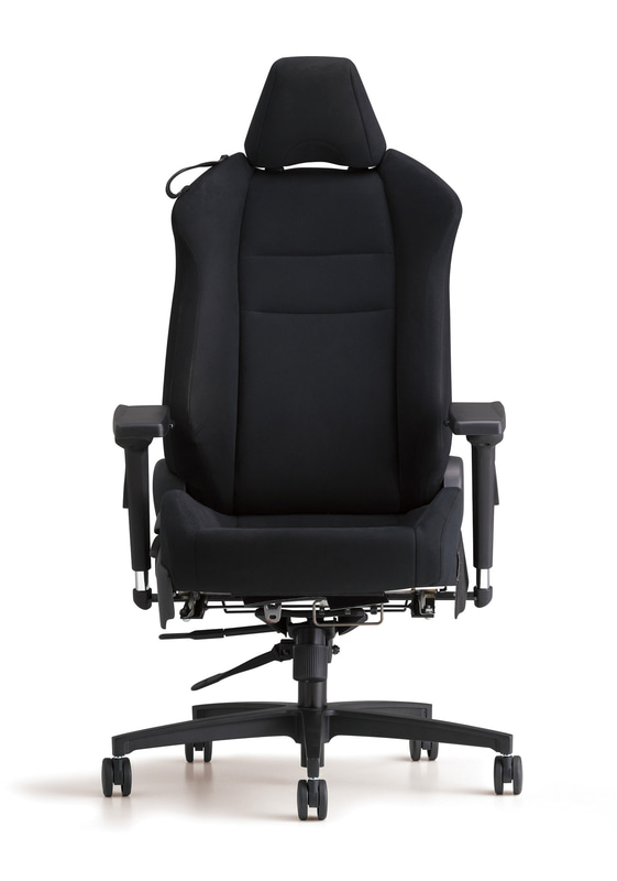 純正シートを室内で使える「マルチキャスターPRO 86/BRZタイプ」の受注開始