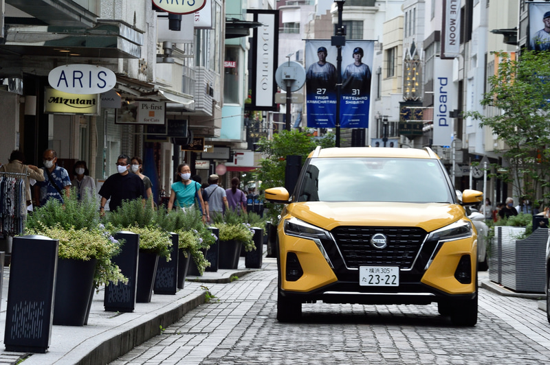 バッテリー残量によるが市街地の速度域ではエンジンはかからず積極的にEVで走るようになった