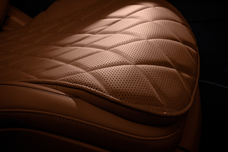 新型Sクラスでは、ENERGIZINGシートを採用