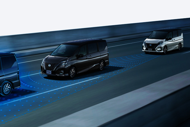 「プロパイロット」を一部グレードに標準装備としたほか、「インテリジェント FCW(前方衝突予測警報)」を全車標準装備とした