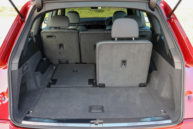 新型「Q7」のラゲッジスペース