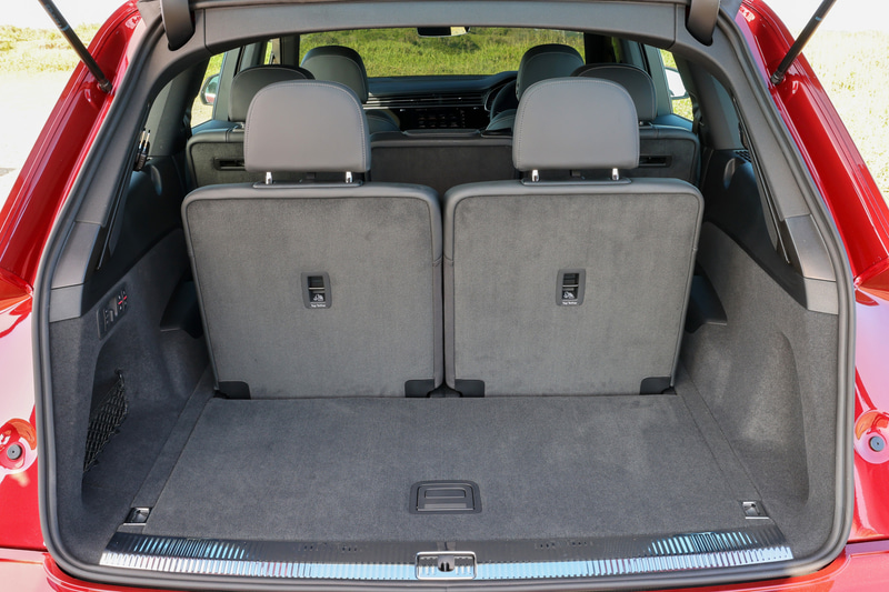 新型「Q7」のラゲッジスペース