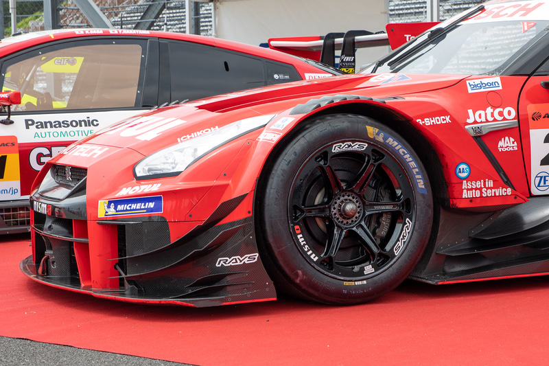 SUPER GT 23号車 MOTUL AUTECH GT-R