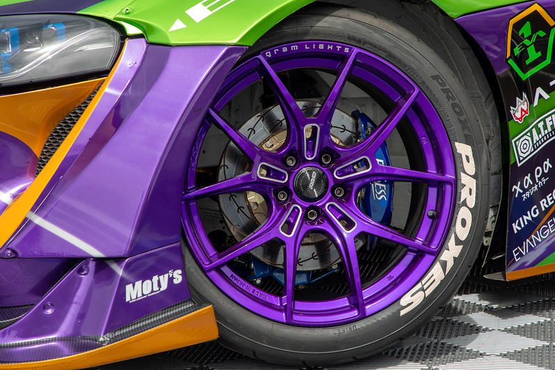 エヴァRT初号機/トヨタ GRスープラ/グラムライツ 57FXZ（スペシャルカラー）