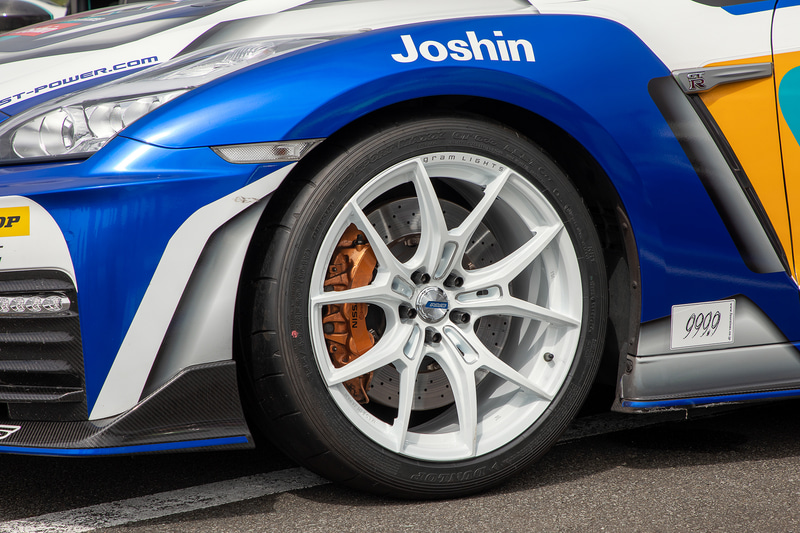 トラスト/日産 GT-R/グラムライツ 57FXZ（スペシャルカラー）