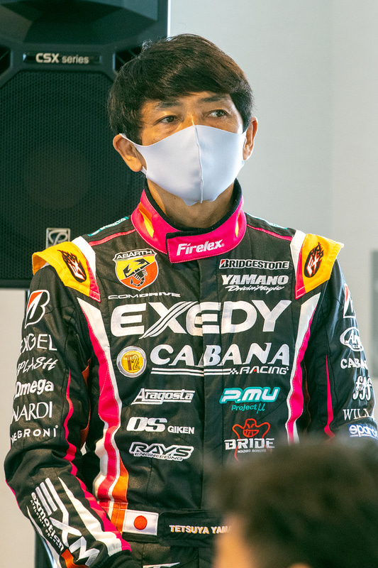 レーシングドライバーの山野哲也氏