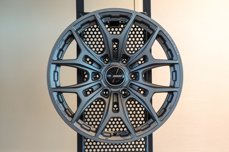 グラムライツ 57BNX（鋳造）※ワールドプレミア