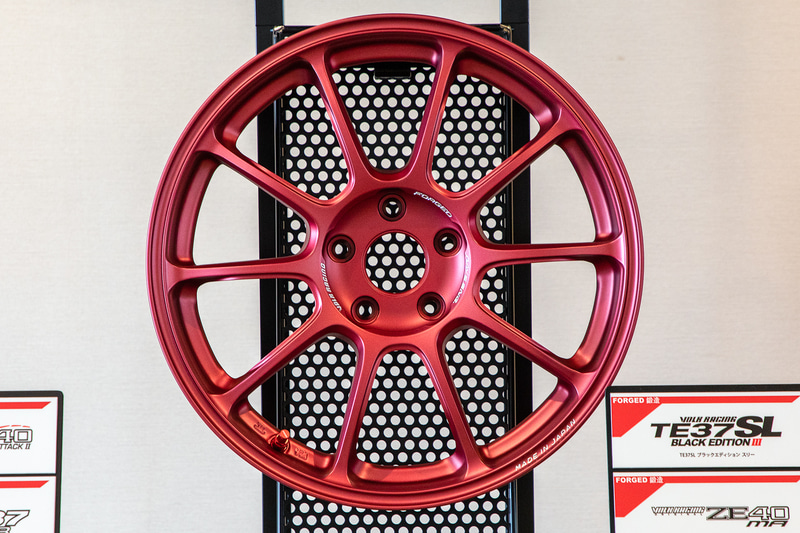 VOLK RACING ZE40MA（鍛造）