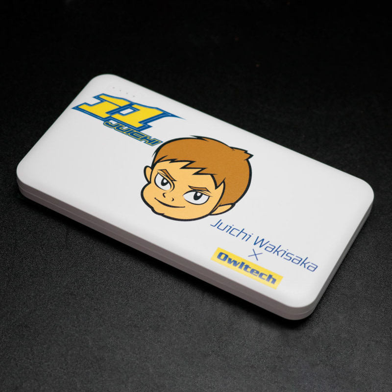 5000mAhモバイルバッテリー：3300円、10000mAhモバイルバッテリー：4400円