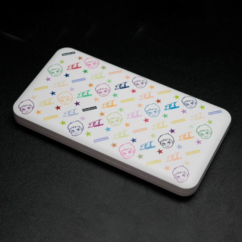 5000mAhモバイルバッテリー：3300円、10000mAhモバイルバッテリー：4400円