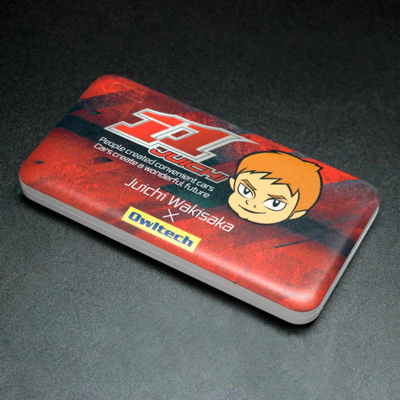 5000mAhモバイルバッテリー：3300円、10000mAhモバイルバッテリー：4400円