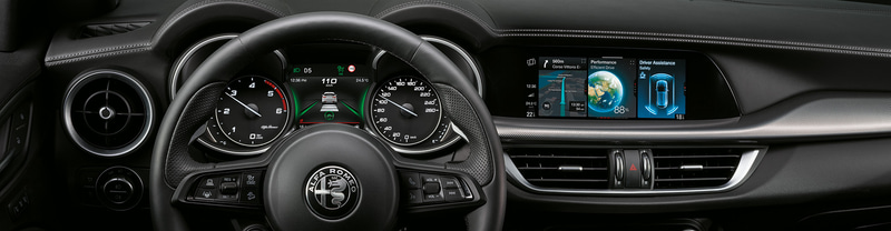 ジュリアとステルヴィオの新グレード「SPRINT（スプリント）」の内装